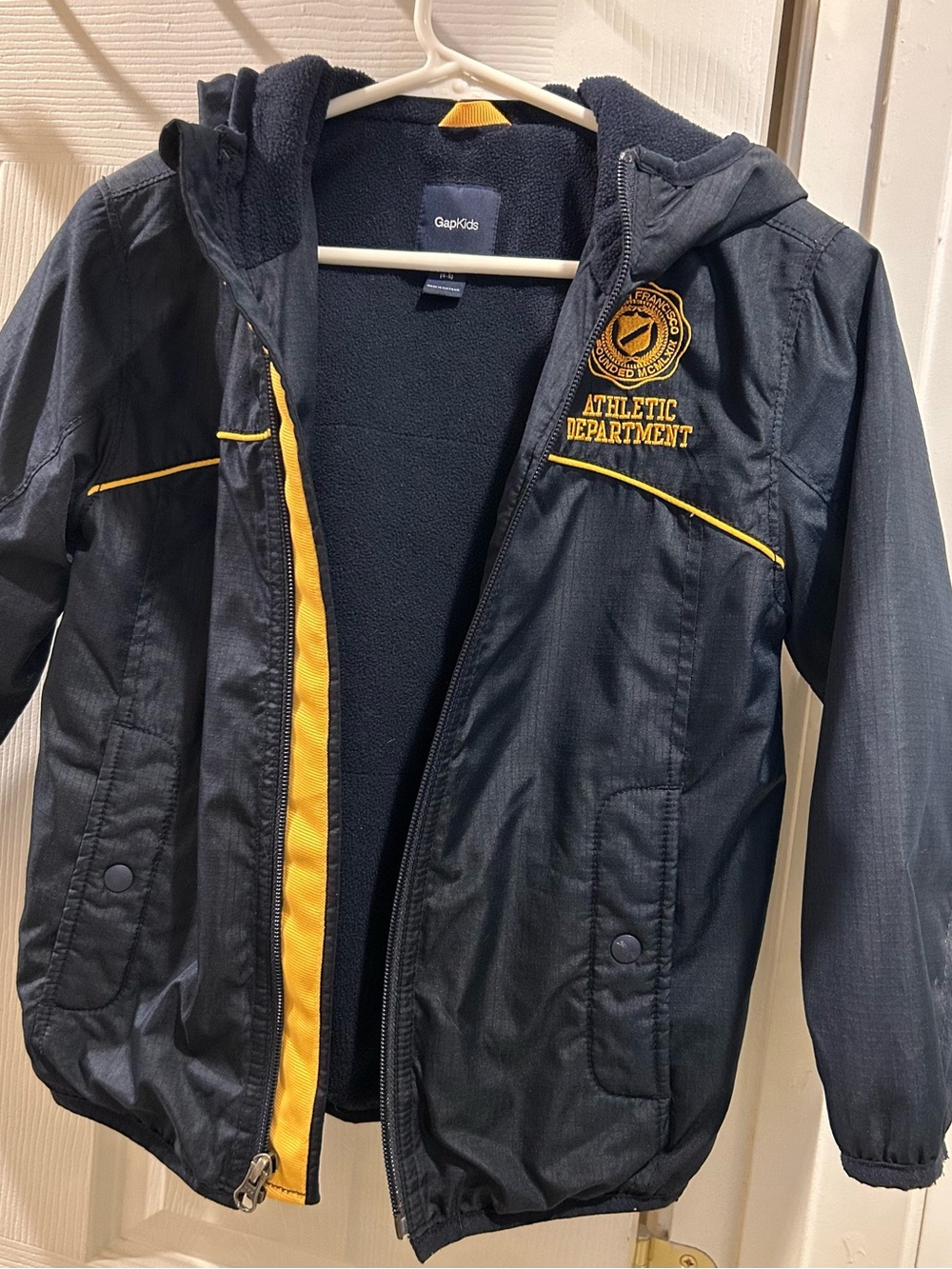 GapKids Boys Athletic Department Fleece Lined Hooded Jacket Black Gold Size 4-5